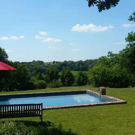 Manoir De La Boirie 住宿加早餐酒店