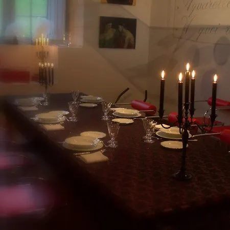 Manoir De La Boirie 住宿加早餐酒店 *